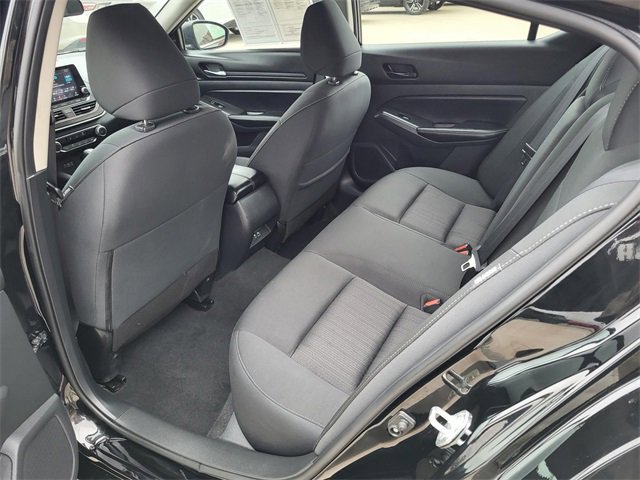 Used 2024 Nissan Altima 2.5 SV image 15