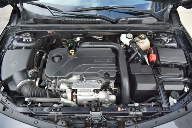 Used 2023 Chevrolet Malibu LT image 44