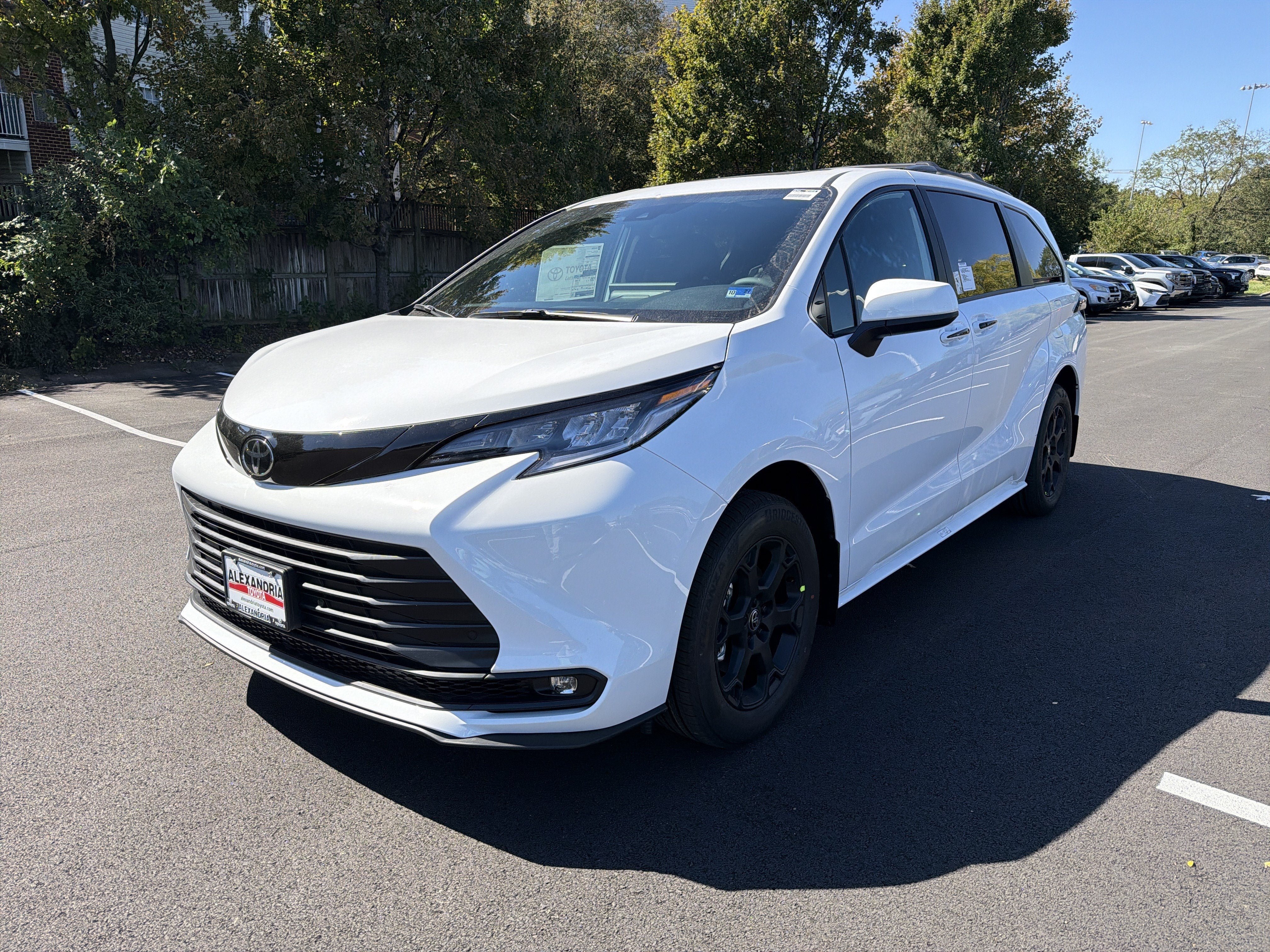 New 2026 Toyota Sienna XLE Woodland Edition