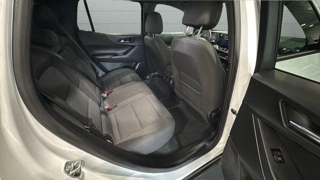 Used 2025 Chevrolet Equinox LT image 58