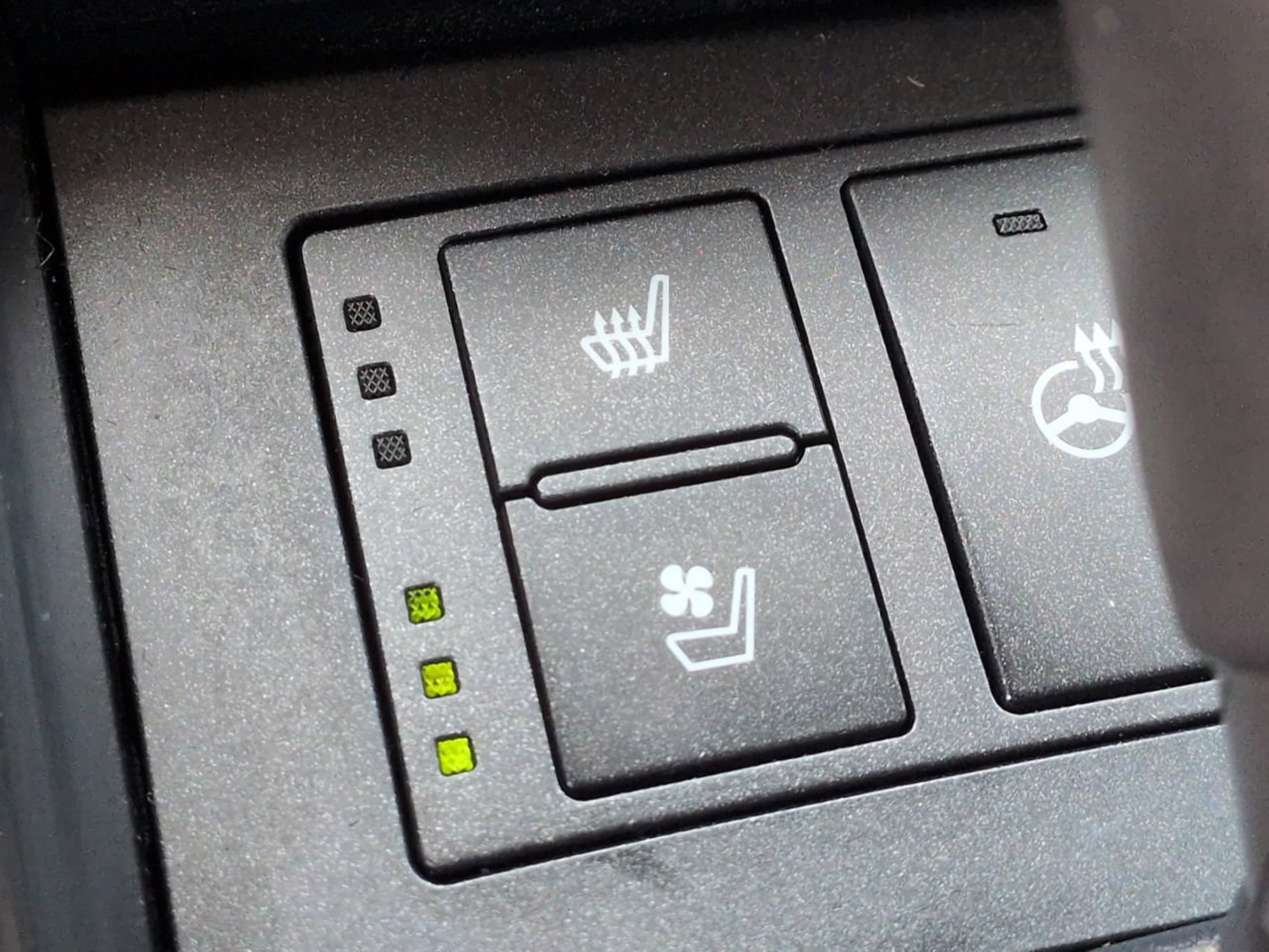 Used 2023 Lexus IS 300 w/ Premium Package RWD image 27