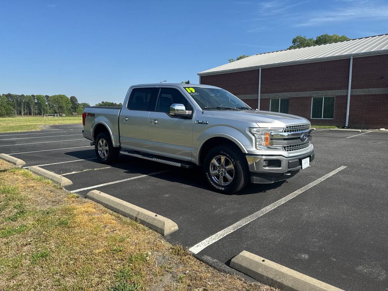 Used 2019 Ford F150 Lariat AWD/4WD image 2