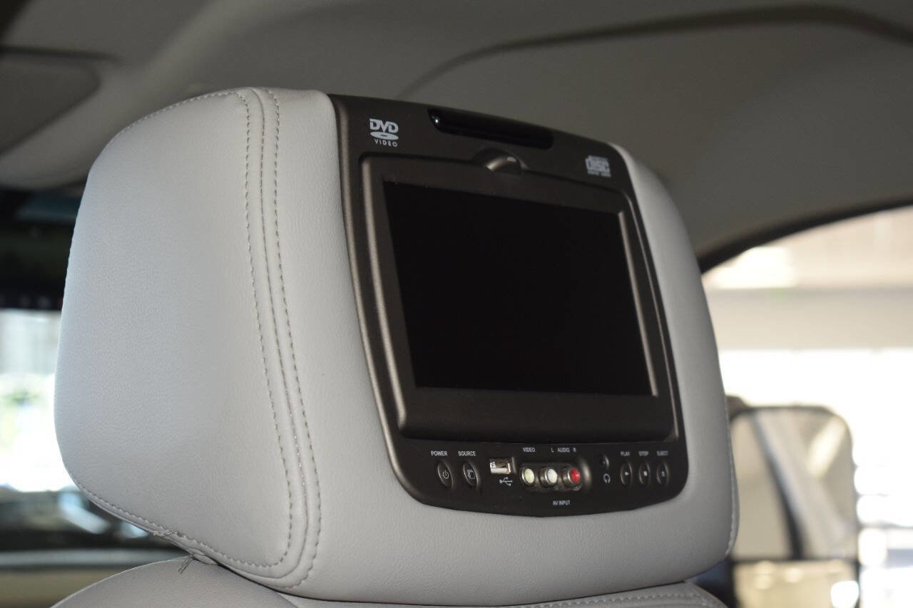 Used 2012 Chevrolet Silverado 3500 LTZ w/ LTZ Plus Package image 63