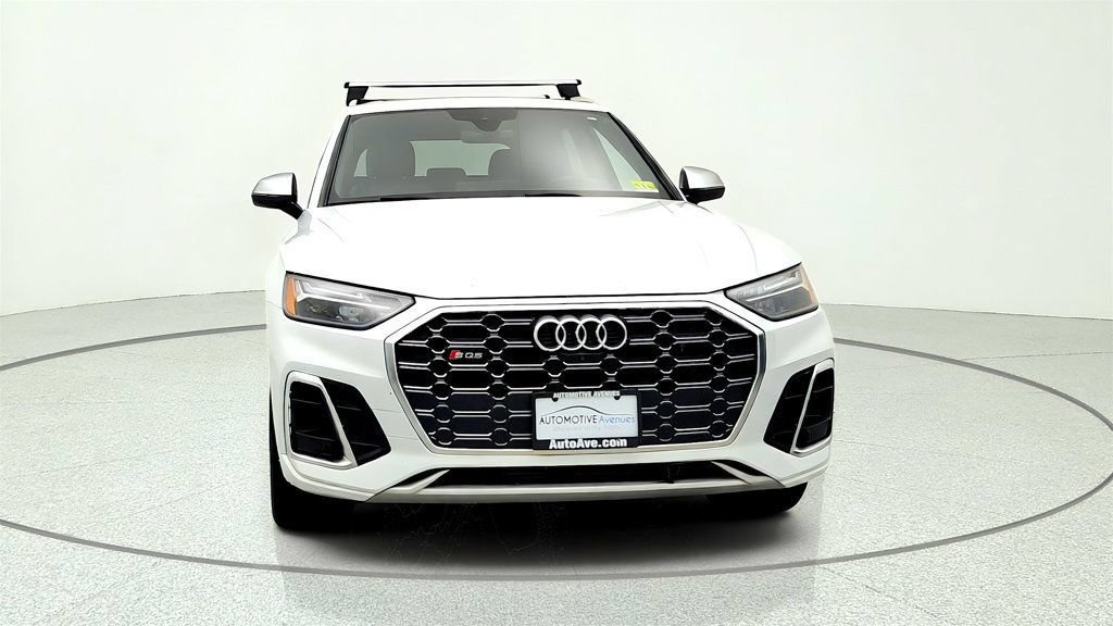 Used 2021 Audi SQ5 Premium Plus w/ Premium Plus Package AWD/4WD image 2