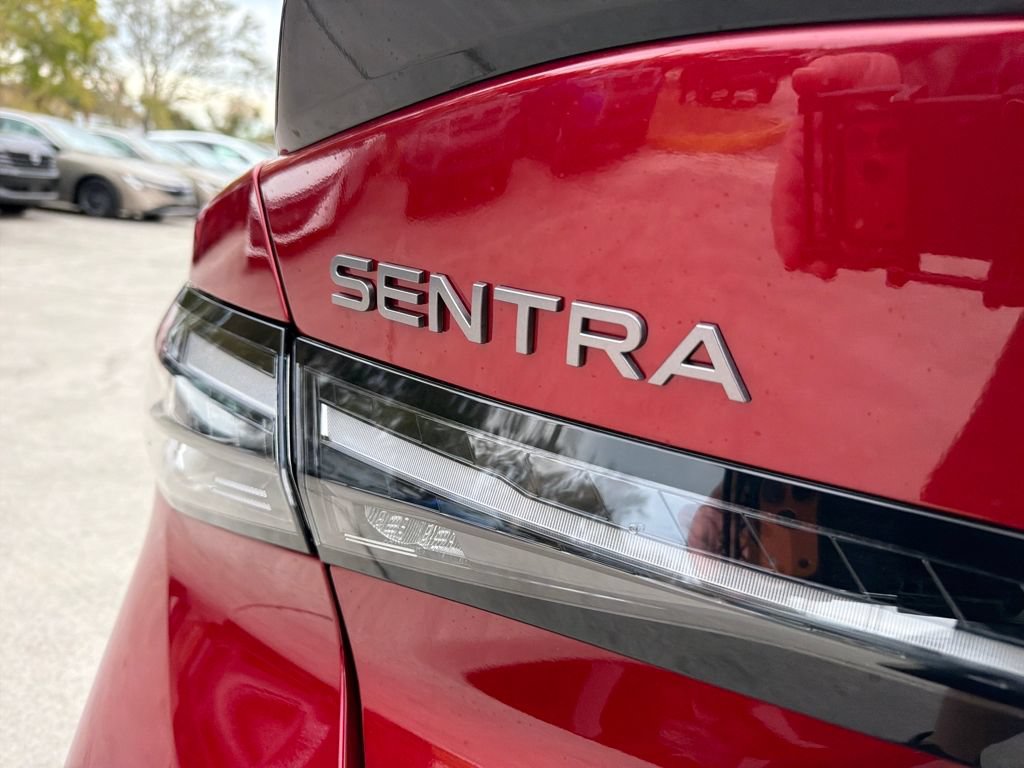 New 2026 Nissan Sentra SR w/ Floor Mat Package FWD image 10