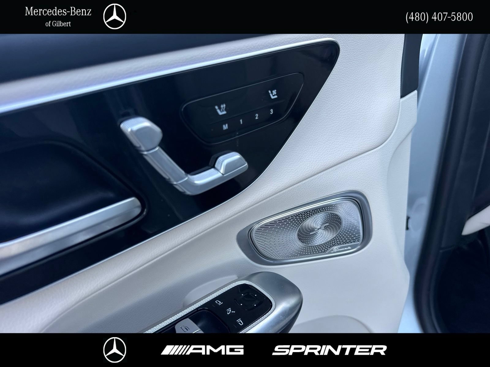 Used 2024 Mercedes-Benz GLC 300 4MATIC image 13