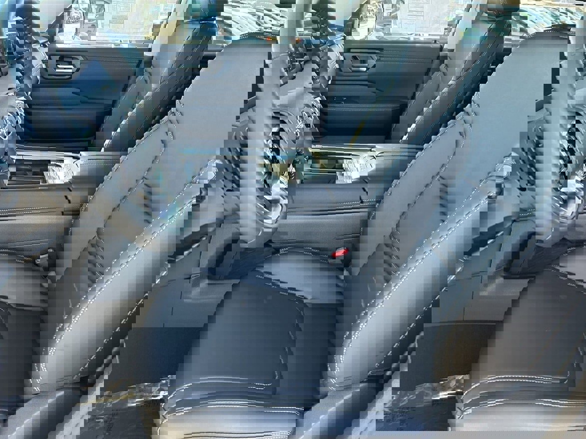 New 2026 Nissan Armada SV image 27