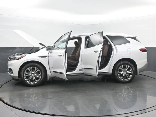 Used 2019 Buick Enclave Avenir w/ Avenir Technology Package AWD/4WD image 55