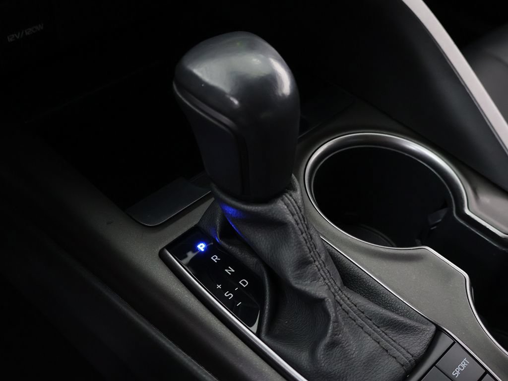 Used 2022 Toyota Camry SE FWD image 44