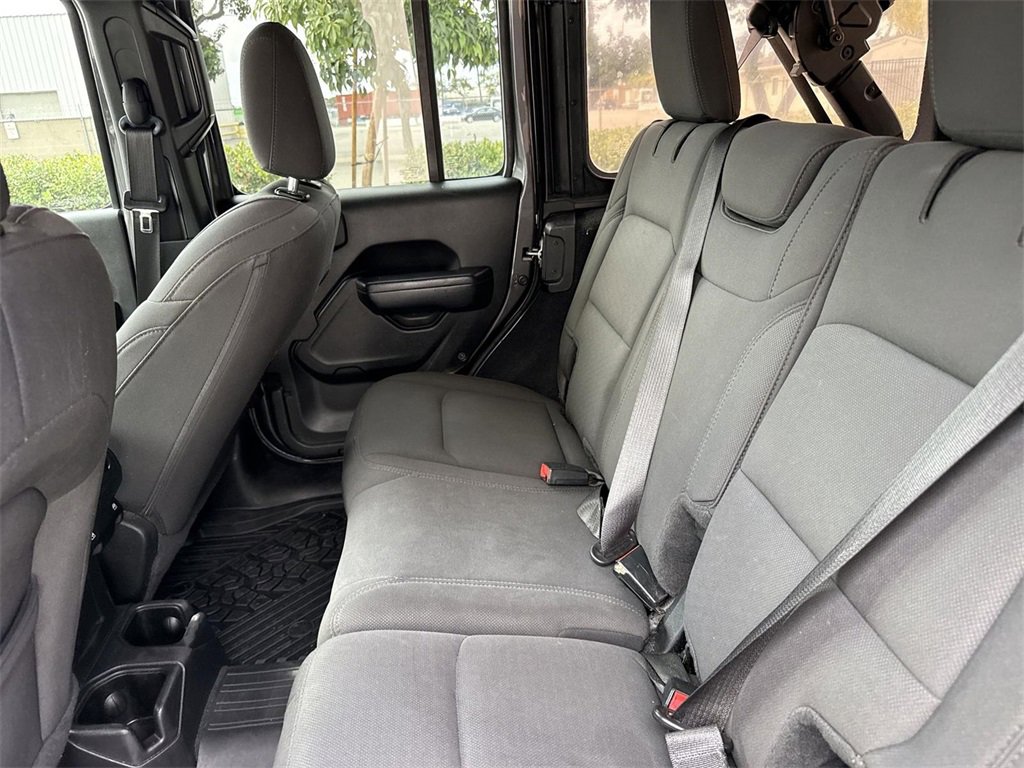Used 2022 Jeep Wrangler Unlimited Sport image 22