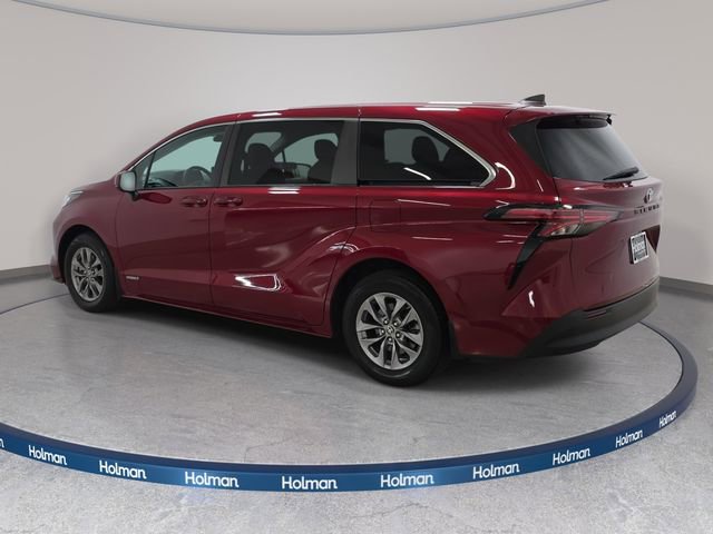 Certified 2021 Toyota Sienna LE FWD image 7
