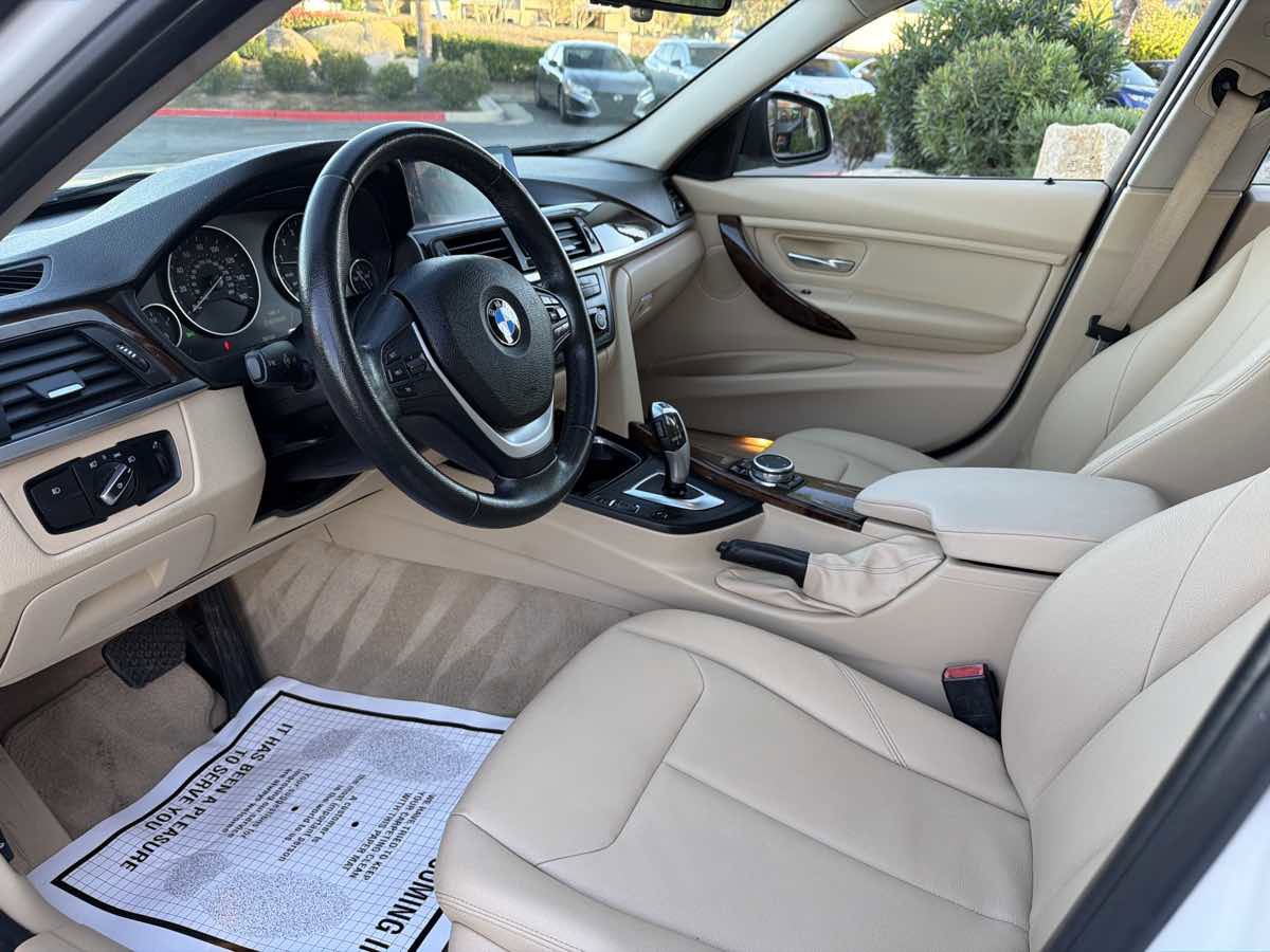 Used 2015 BMW 328i Sedan RWD image 14
