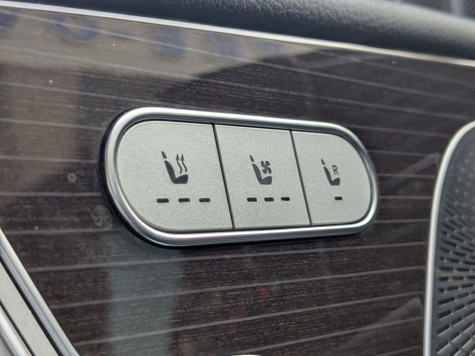 Used 2022 Mercedes-Benz GLE 450 4MATIC image 28