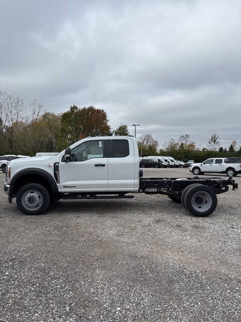 New 2026 Ford F450 XL w/ XL Chrome Package image 5