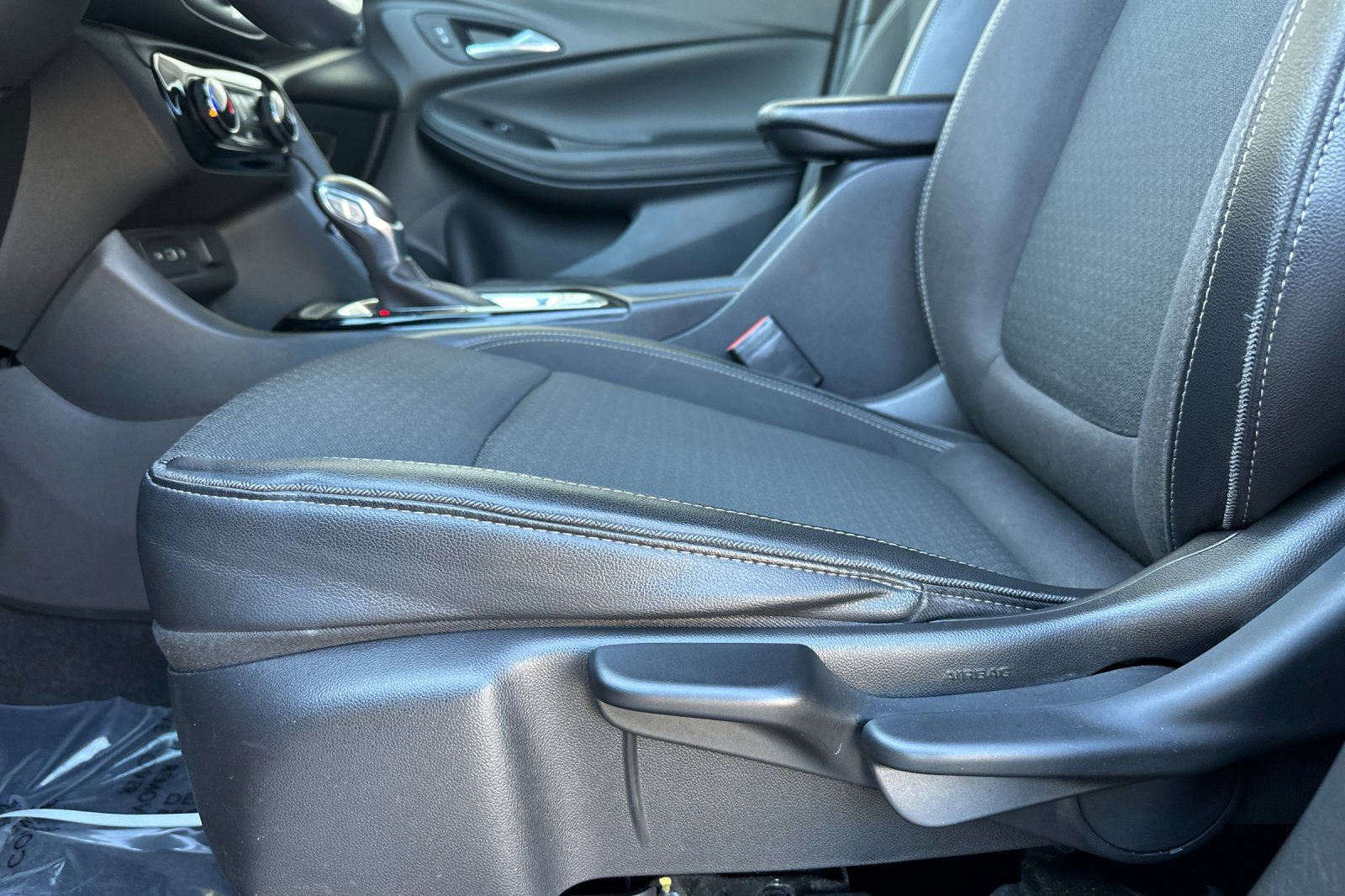 Certified 2021 Buick Encore GX Preferred image 13