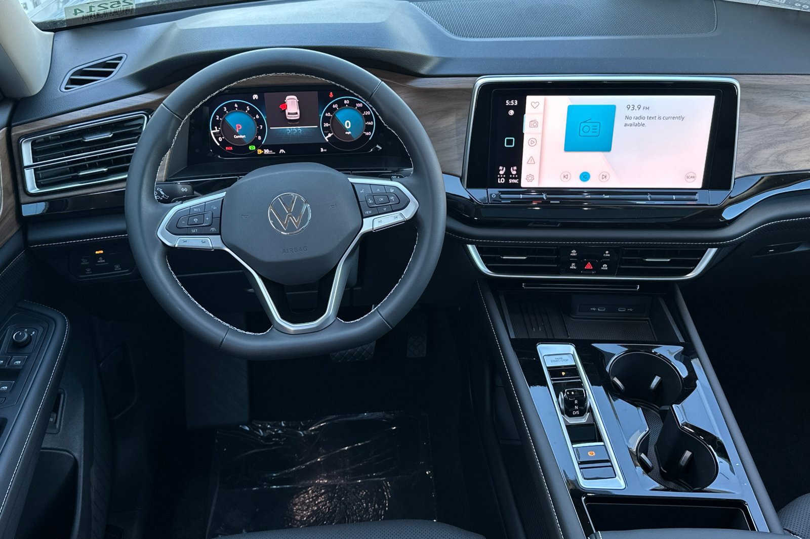 New 2026 Volkswagen Atlas SE image 14