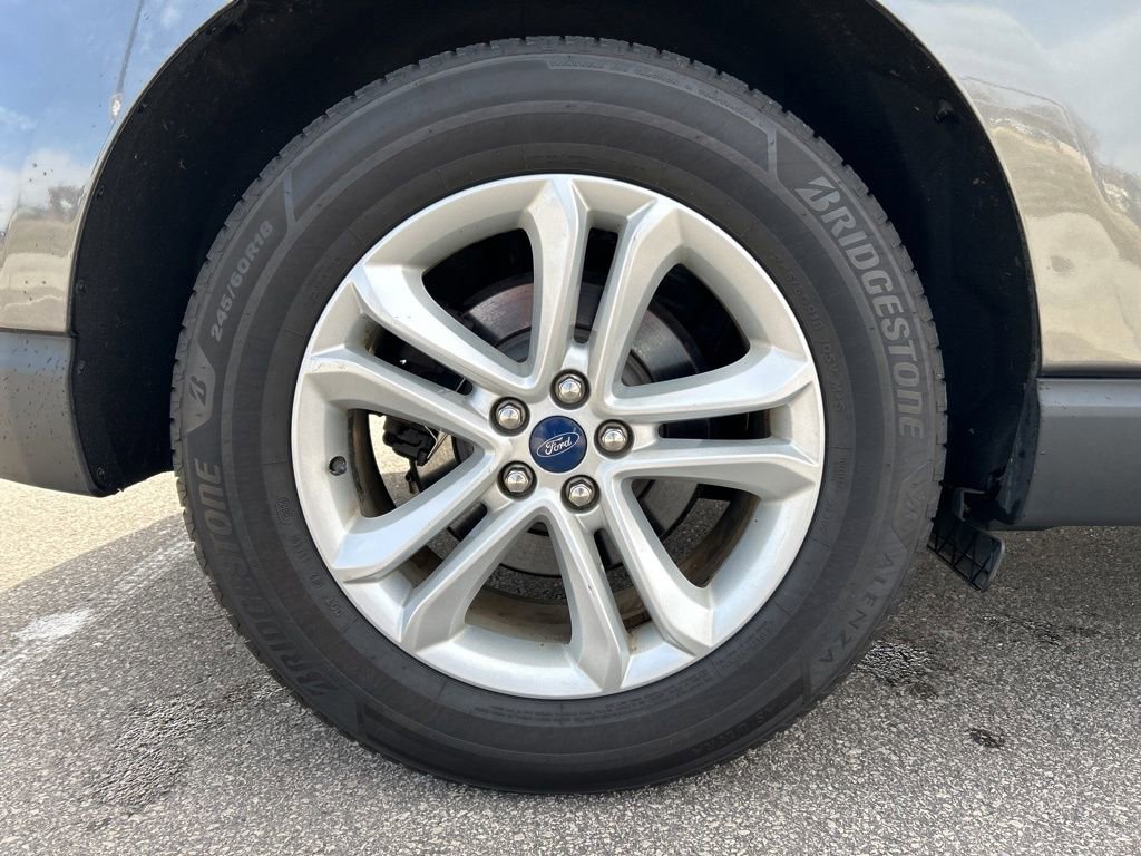 Used 2020 Ford Edge SEL image 26