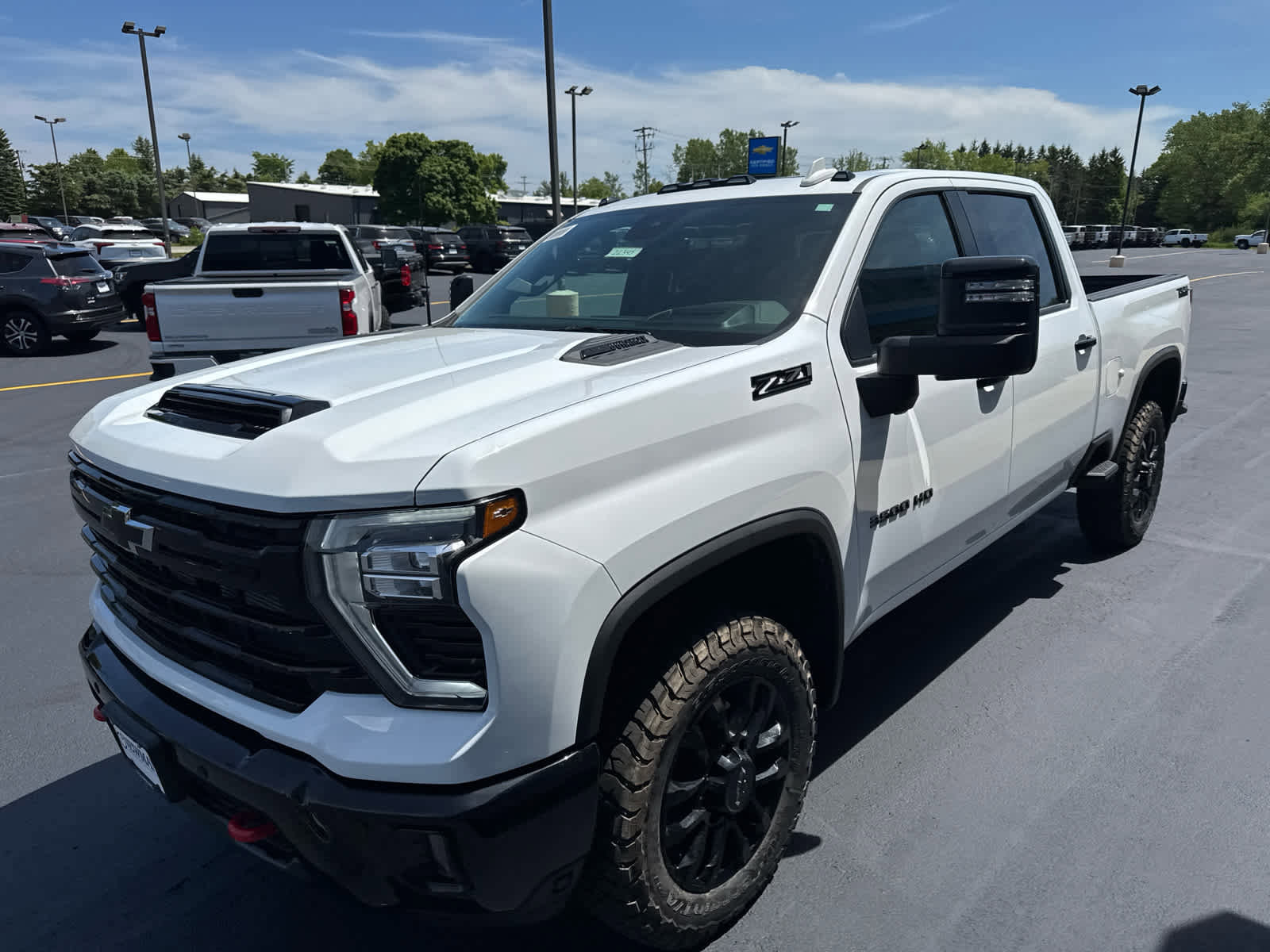 New 2026 Chevrolet Silverado 3500 LTZ w/ LTZ Plus Package AWD/4WD image 12