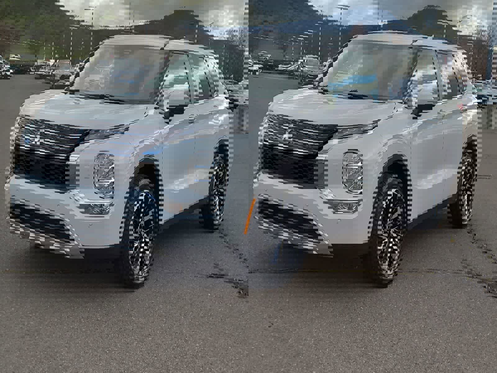 Used 2024 Mitsubishi Outlander SE