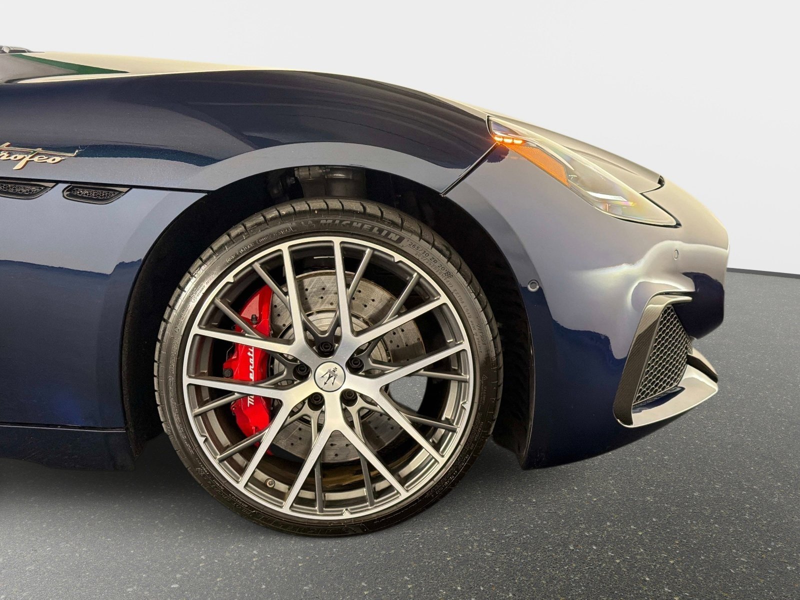 Used 2024 Maserati GranTurismo Trofeo image 21