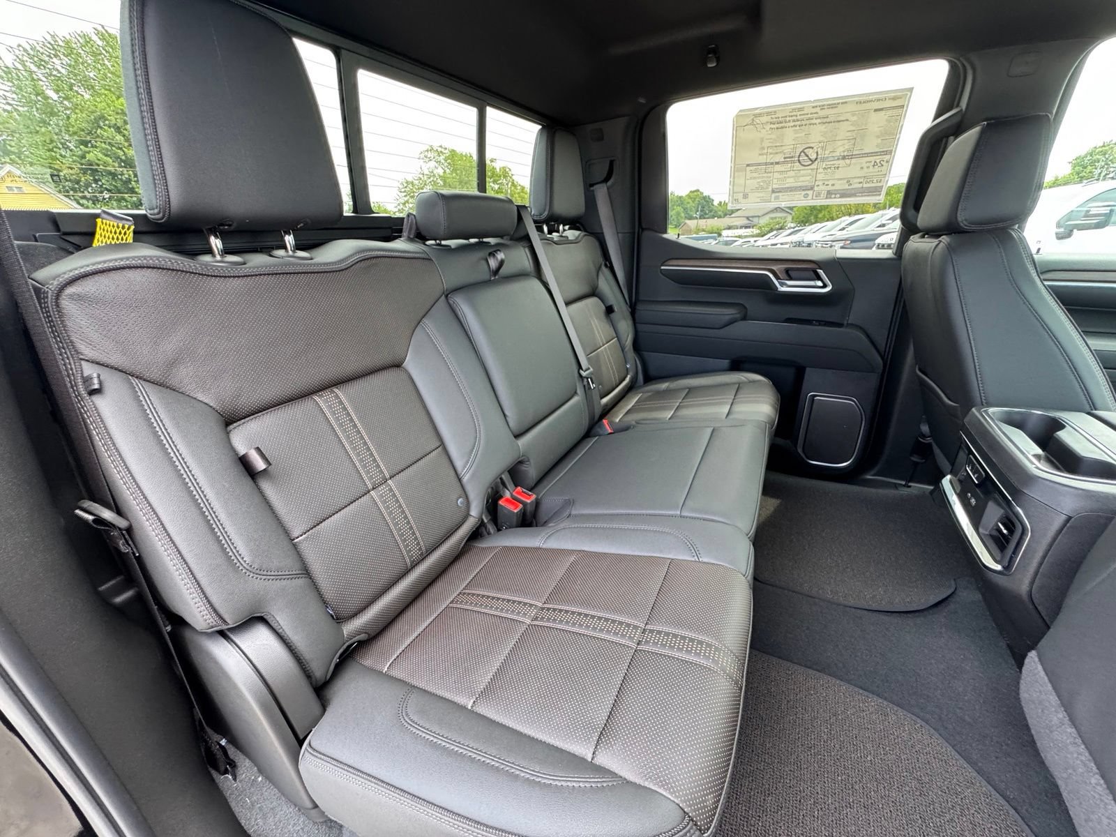 New 2026 Chevrolet Silverado 1500 High Country w/ Midnight Edition AWD/4WD image 31
