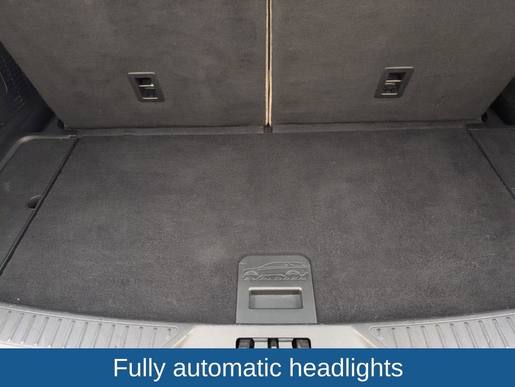 Used 2020 Ford Explorer XLT w/ Equipment Group 202A image 32