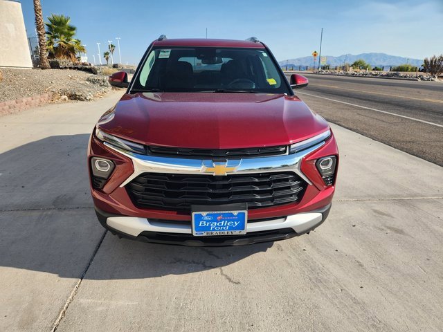 Used 2024 Chevrolet TrailBlazer LT w/ Driver Confidence Package image 2