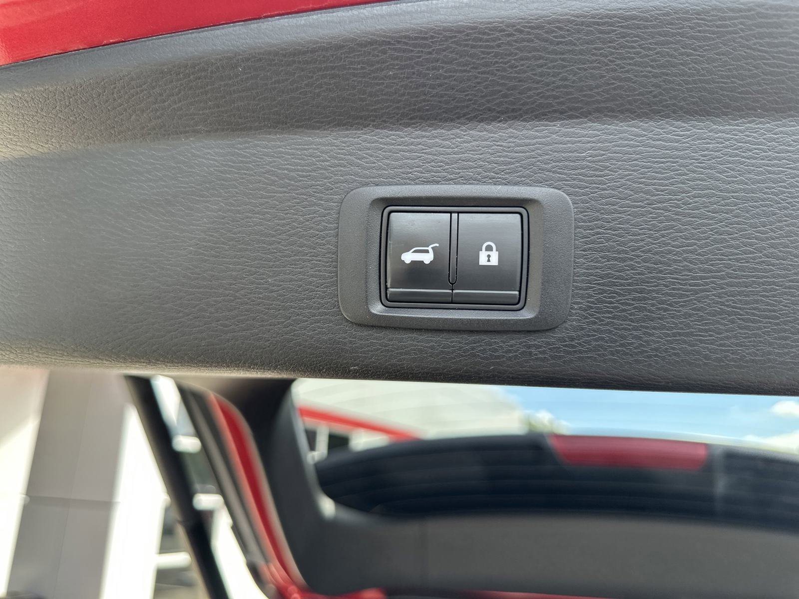 Used 2022 Mitsubishi Outlander SEL Black Edition image 27