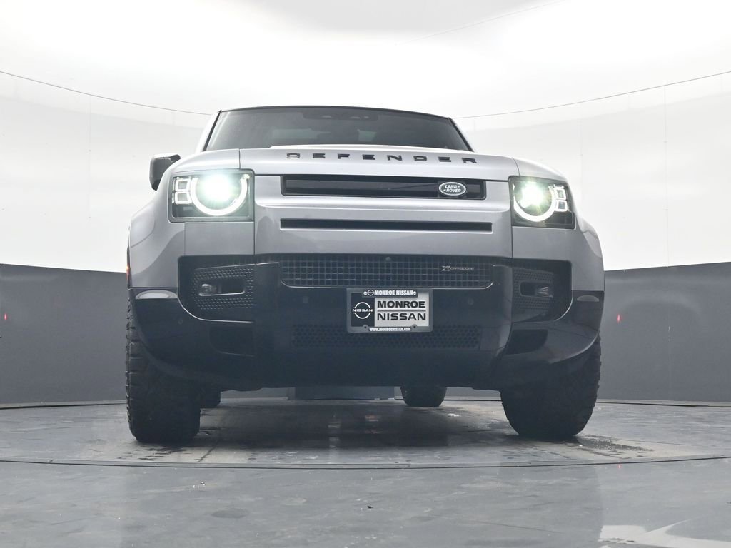 Used 2022 Land Rover Defender 110 X-Dynamic SE image 20