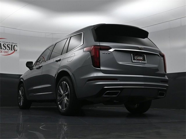 Used 2025 Cadillac XT6 Premium Luxury image 25