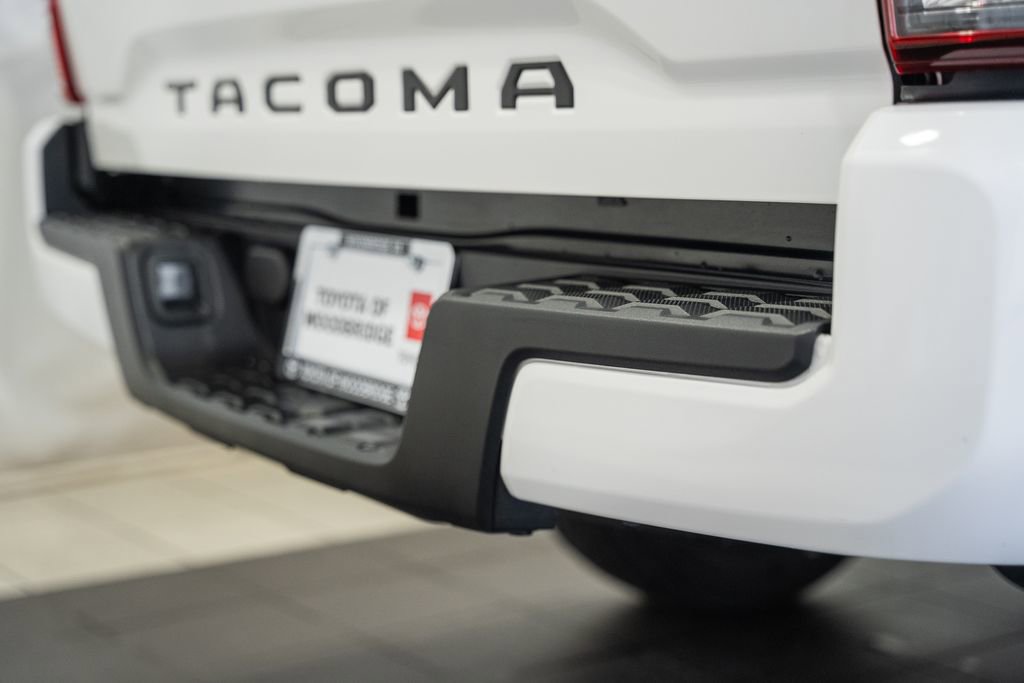 Used 2021 Toyota Tacoma SR w/ SR Convenience Package image 7