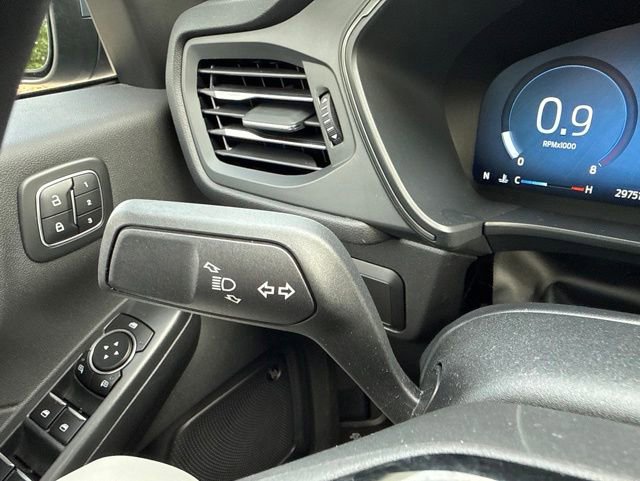 Used 2023 Ford Escape Active w/ Tech Pack #2 AWD/4WD image 17