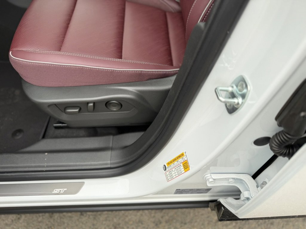 New 2026 Buick Envision Sport Touring image 12