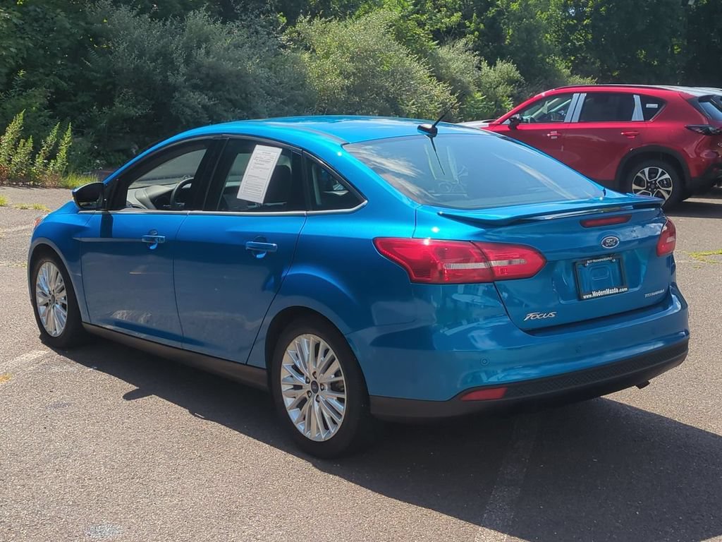 Used 2017 Ford Focus Titanium w/ Titanium Technology Package FWD image 6
