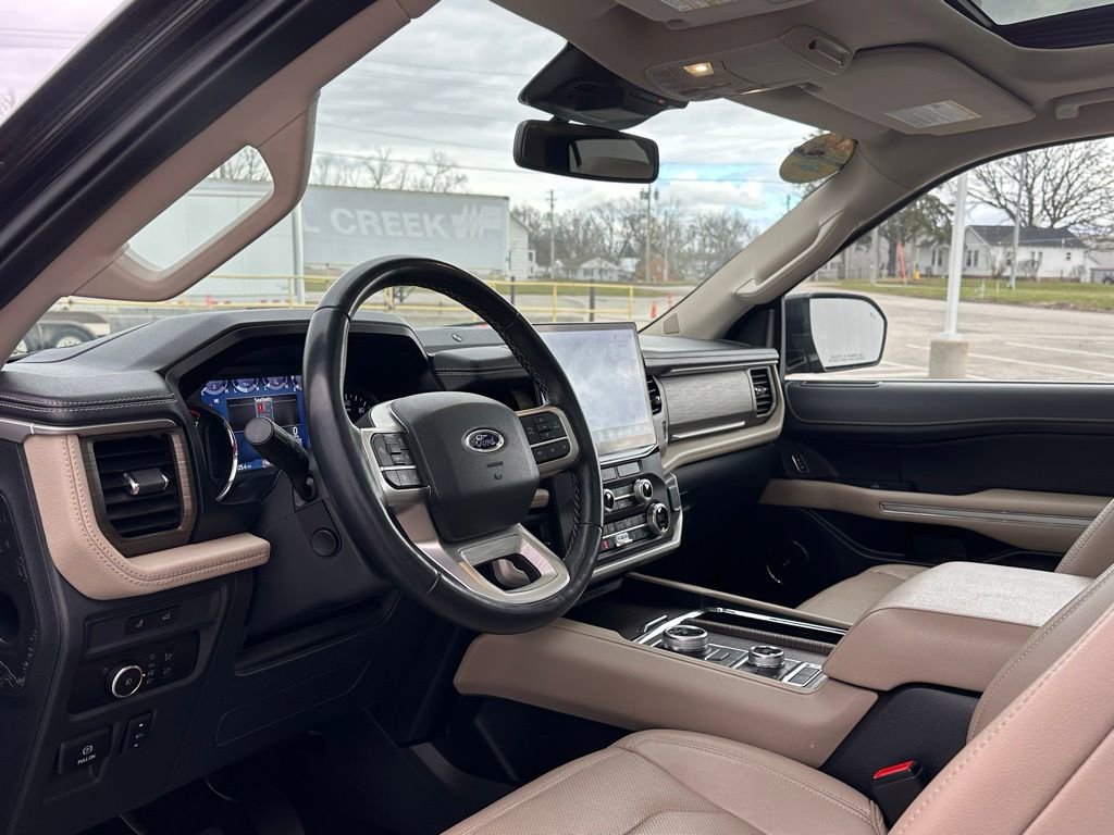 Certified 2023 Ford Expedition Limited image 10