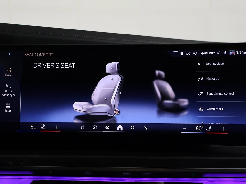 Used 2025 BMW i7 xDrive60 w/ Premium Package image 50