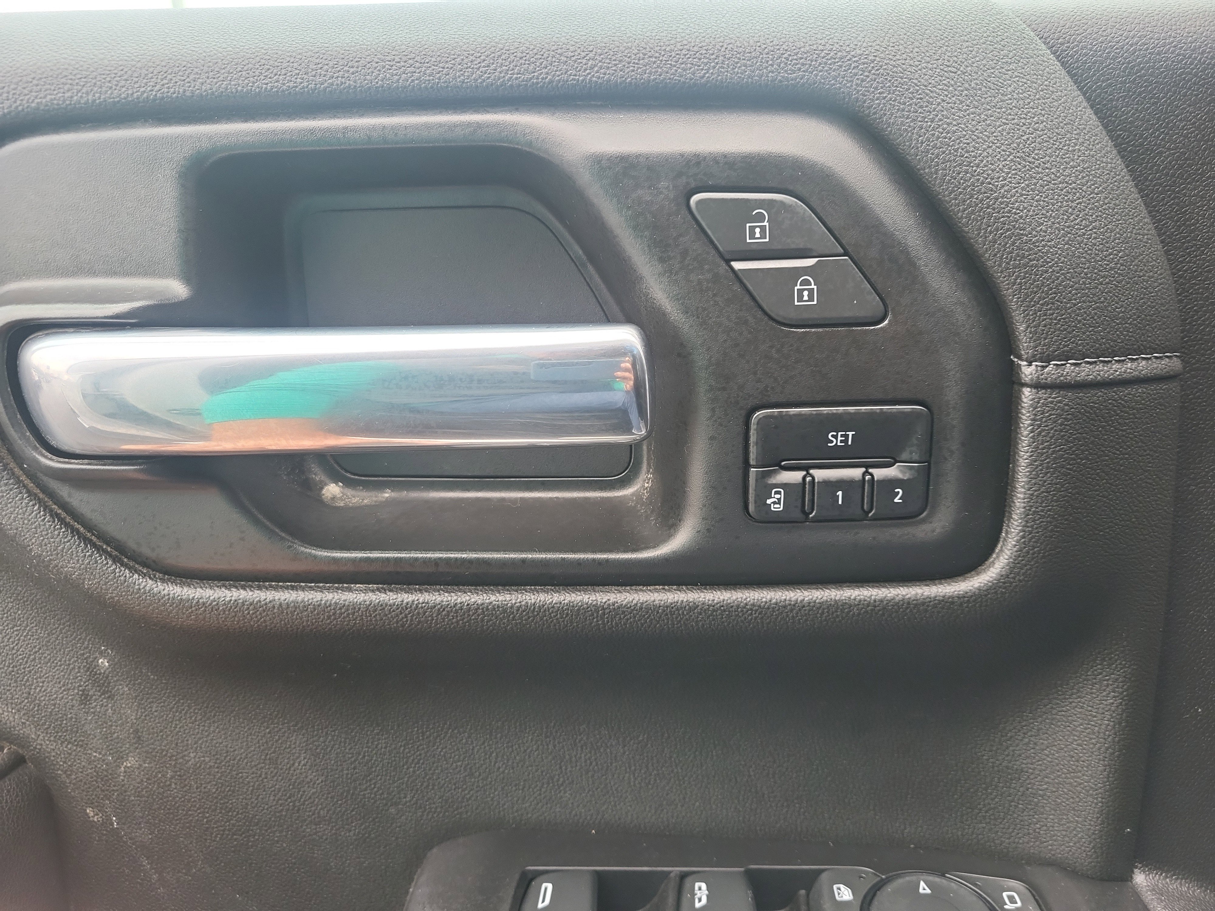 Certified 2021 Chevrolet Silverado 1500 LTZ w/ Technology Package image 13