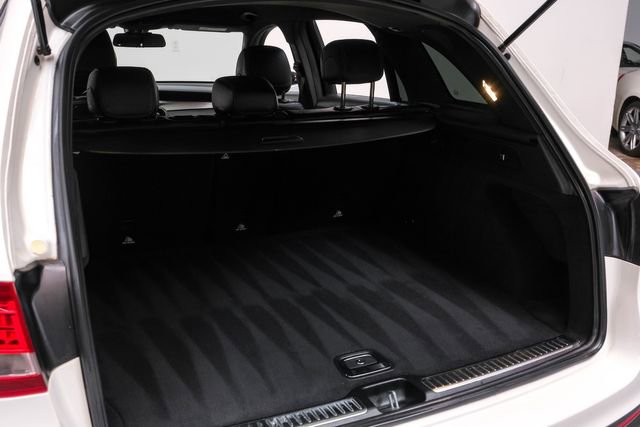 Used 2019 Mercedes-Benz GLC 300 w/ Premium Package image 50