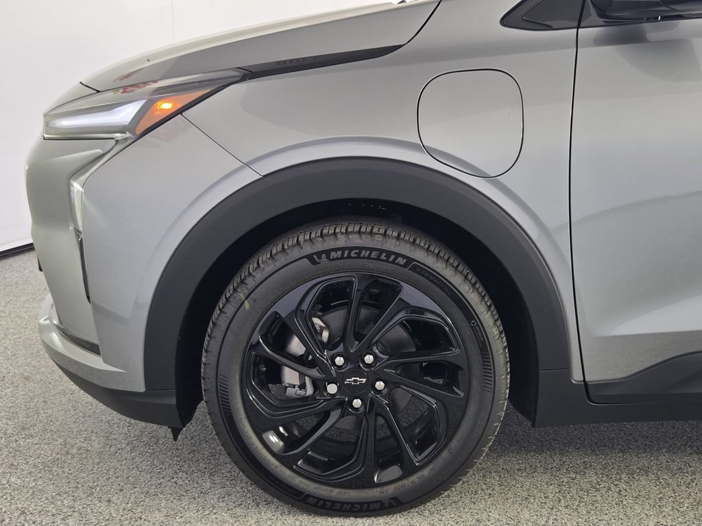 New 2027 Chevrolet Bolt RS w/ Technology Package FWD image 9