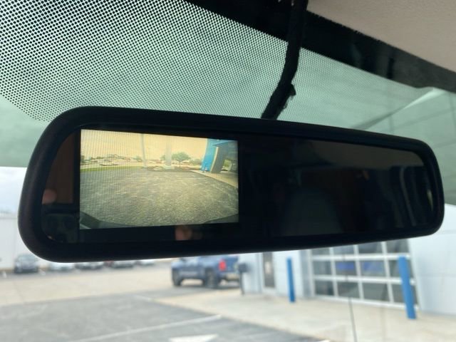 Used 2018 Chevrolet Express 2500 RWD image 21