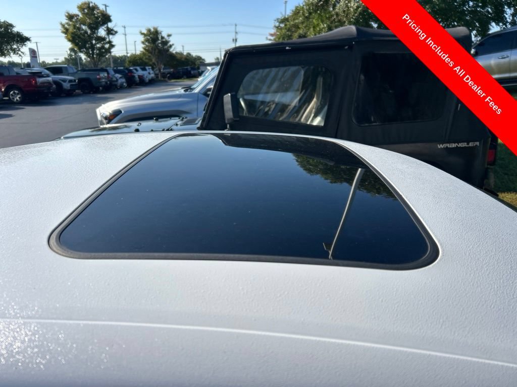 Used 2016 Lexus IS 200t w/ F Sport Package RWD image 3