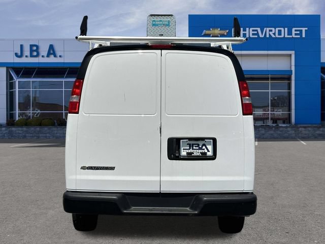 New 2025 Chevrolet Express 2500 w/ Driver Convenience Package RWD image 28