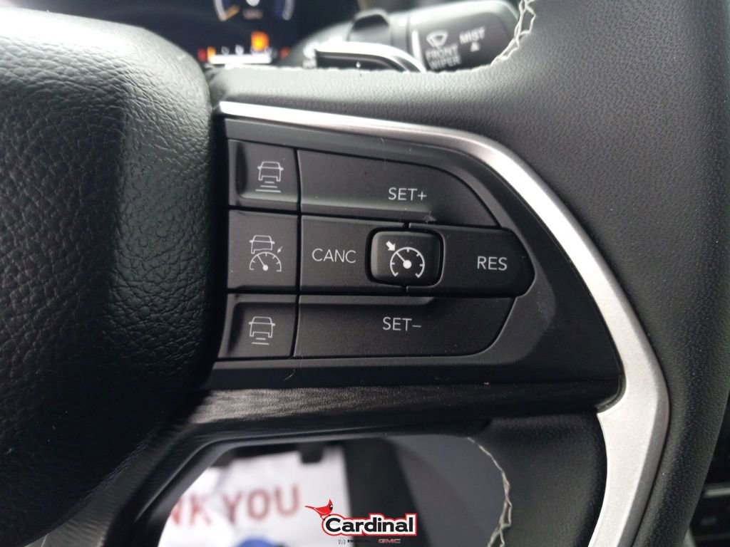 Used 2024 Jeep Grand Cherokee L Laredo image 28