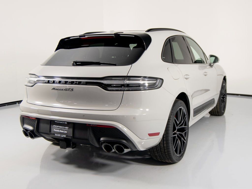 New 2026 Porsche Macan GTS image 10