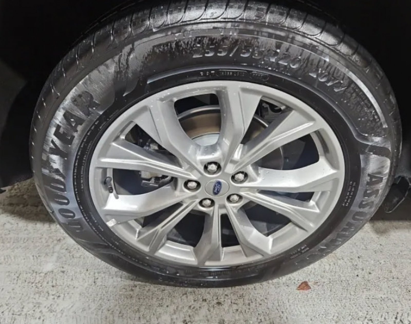 Used 2021 Ford Explorer Limited AWD/4WD image 6