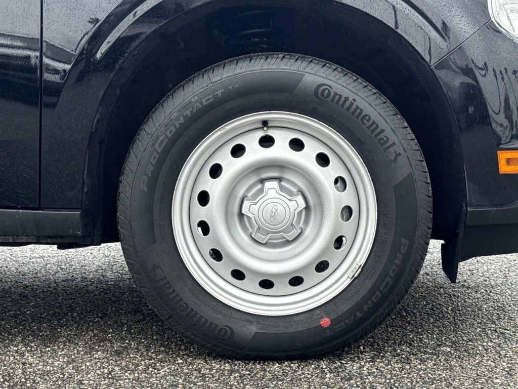 Certified 2024 Ford Maverick XL image 31