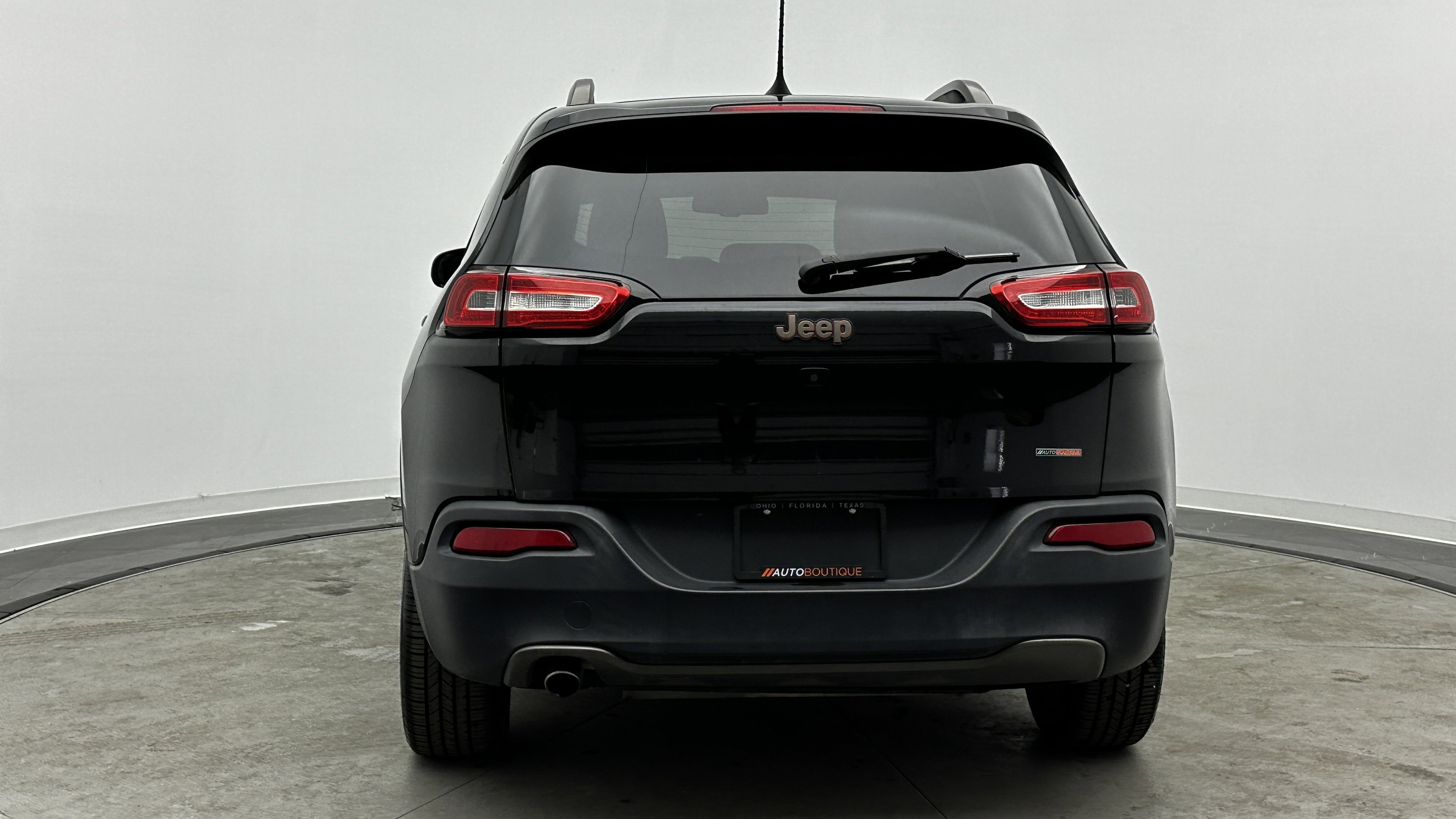 Used 2016 Jeep Cherokee 75th Anniversary image 8