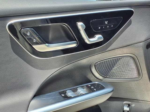 New 2025 Mercedes-Benz C 300 4MATIC Sedan image 12
