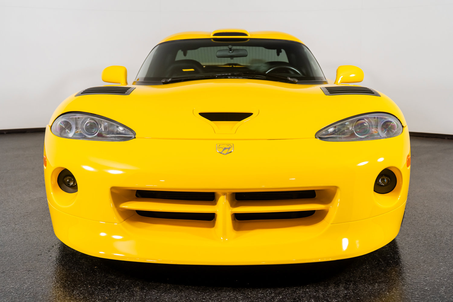 Used 2001 Dodge Viper GTS image 21