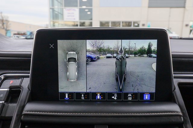 Used 2022 GMC Yukon SLT w/ SLT Premium Package image 12